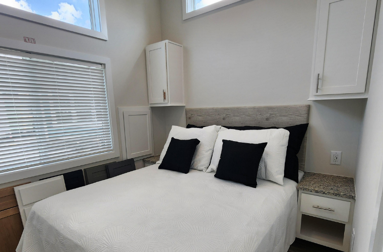 Pinecrest Bedroom Pinecrest Bedroom